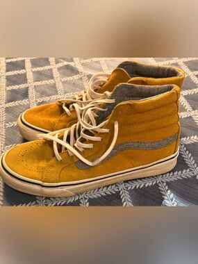 Vans Men’s High-Top Suede Sneakers,  Mustard Yellow and Gray, M 7.5, W 9